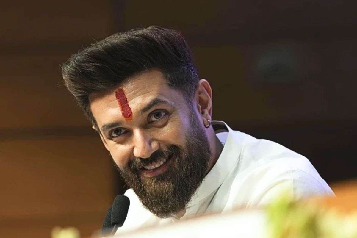 Chirag Paswan: बिहार में होगा बड़ा उलटफेर? चिराग पासवान के ‘संपर्क’ वाले बयान से महागठबंधन में खलबली