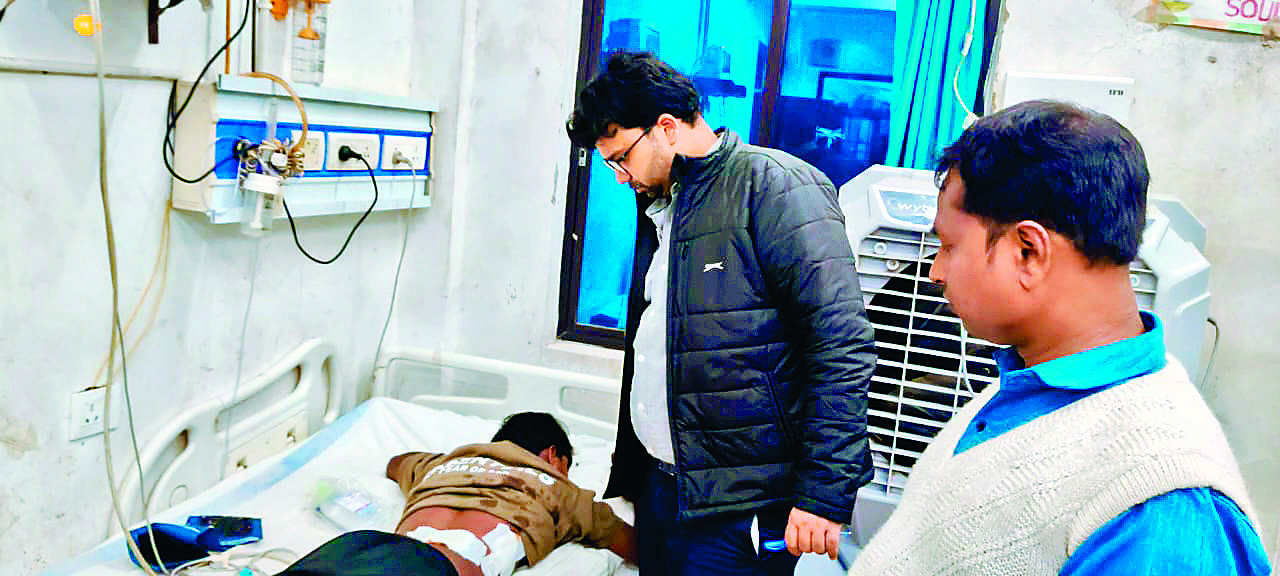 sasaram News : अमरा तालाब के पास ताबड़तोड़ फायरिंग, भागते युवक को लगी गोली