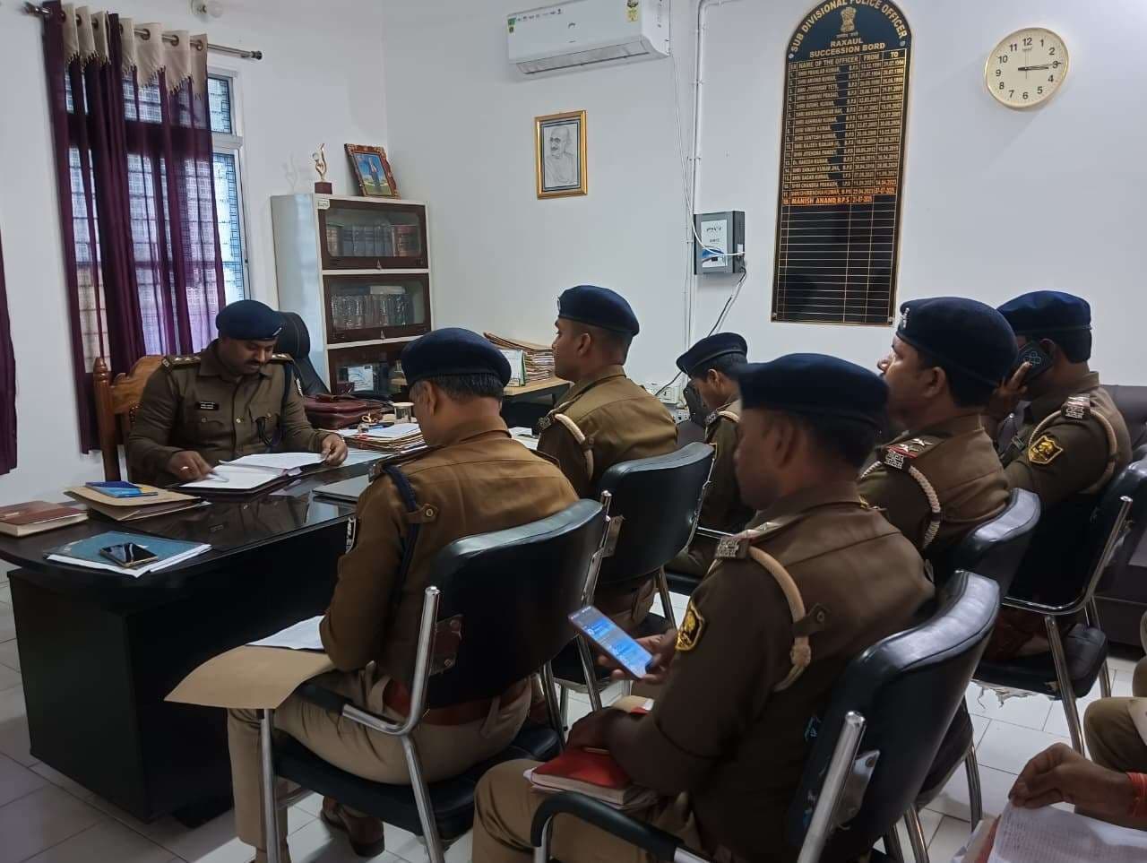 Motihari: रात्रि गश्ती में चौकसी बढ़ाने का निर्देश