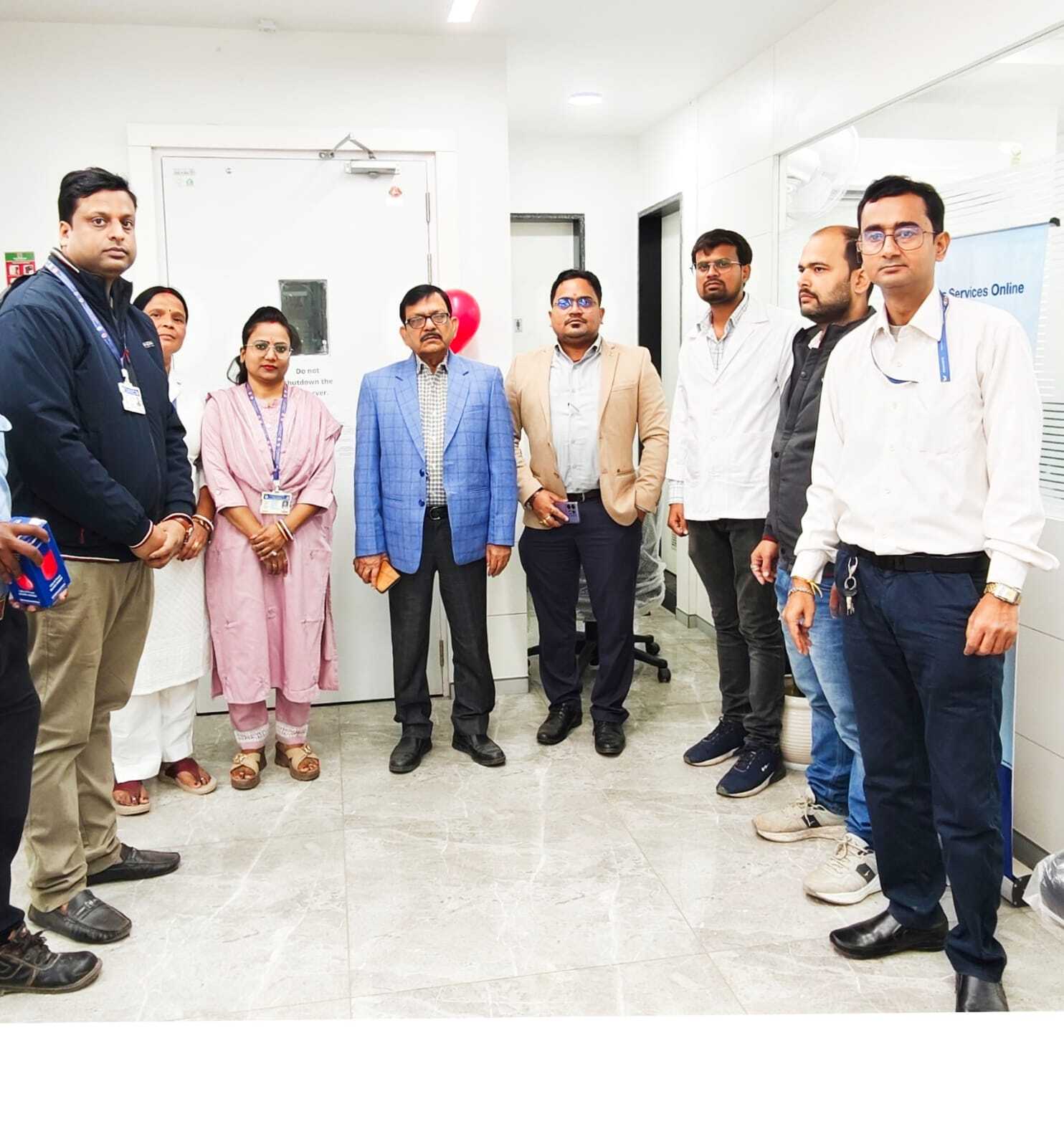 स्वैच्छिक रक्तदान शिविर में आठ यूनिट ब्लड संग्रहित