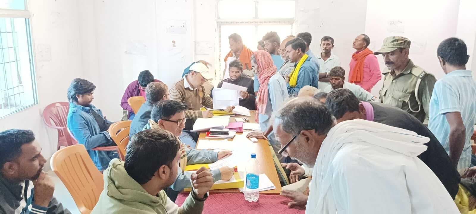 जनता दरबार में छह मामलों का हुआ निबटारा