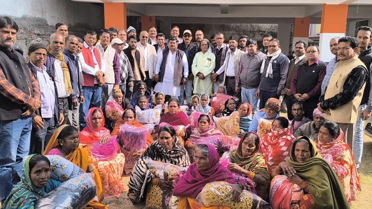 Giridih News :महापरिनिर्वाण दिवस पर याद किये कये बाबा साहेब