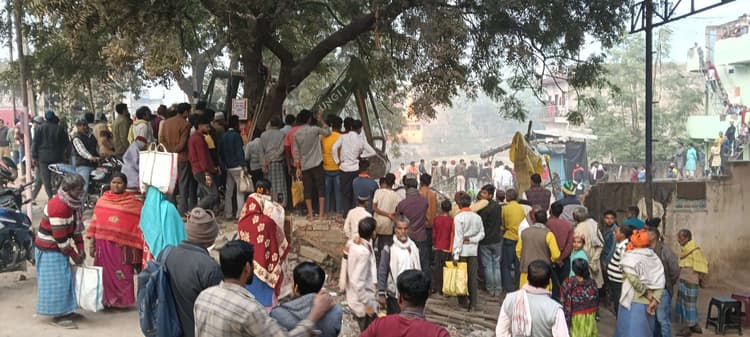 गड़हनी में सरकारी जमीन से हटाया गया अतिक्रमण