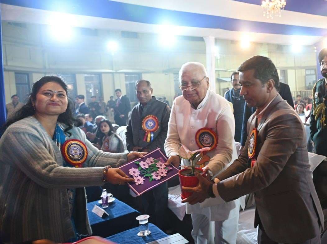 संत जेवियर्स हाइस्कूल- शिक्षा का मूल उद्देश्य लोगों के विचार में परिवर्तन लाना है : राज्यपाल