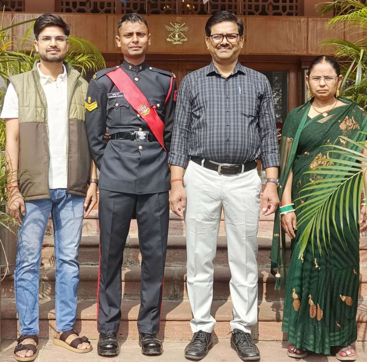 सुधांशु ने मेहनत से लेफ्टिनेंट बनने की राह की आसान