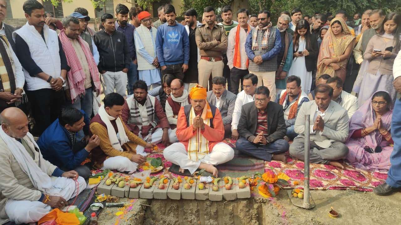बैकुंठपुर में 15.22 करोड़ की लागत से 18 माह में तैयार होगा प्रखंड सह अंचल भवन