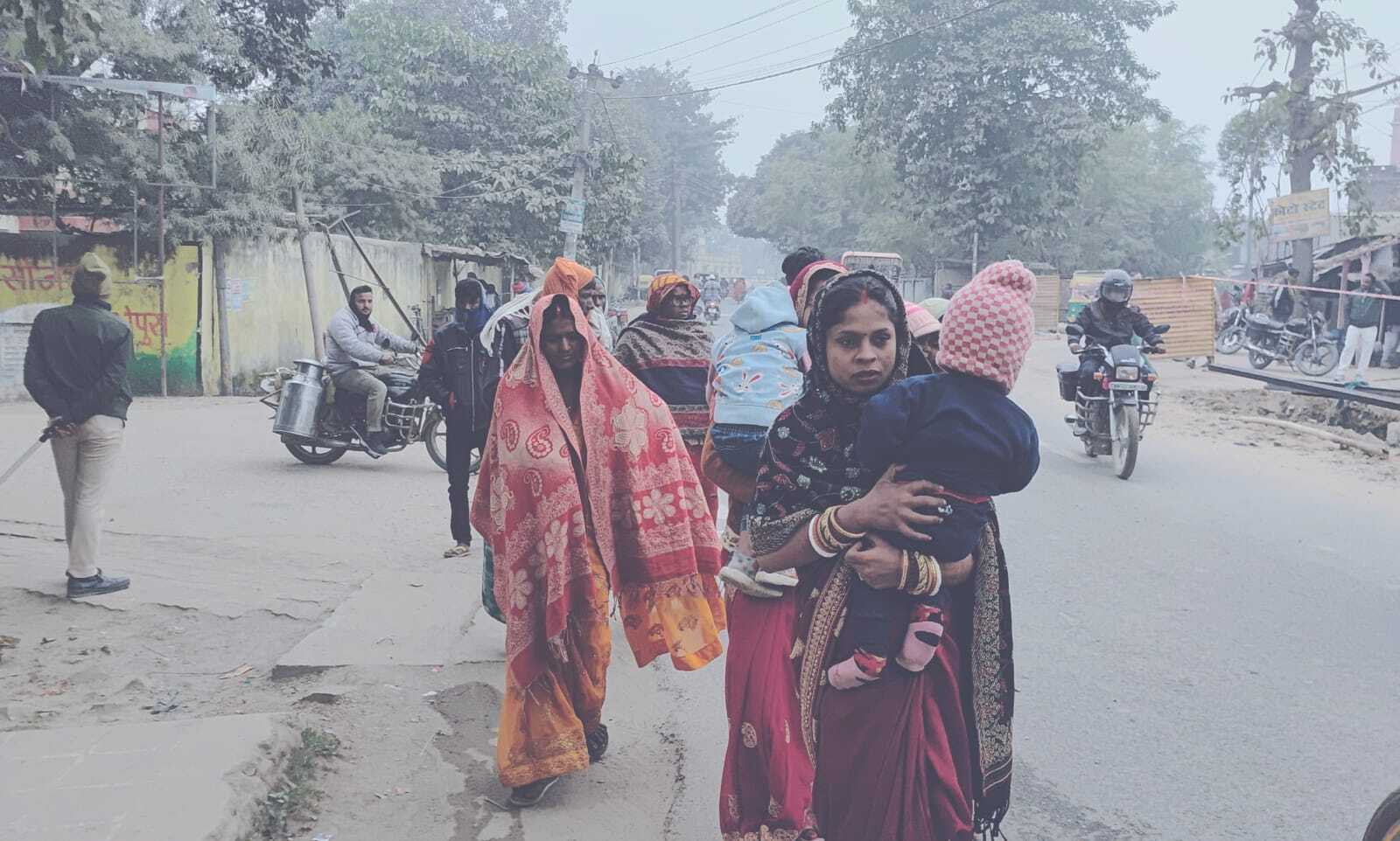 ठंड ने बदला शहर का मिजाज, शाम ढलते ही सिमट रहे बाजार