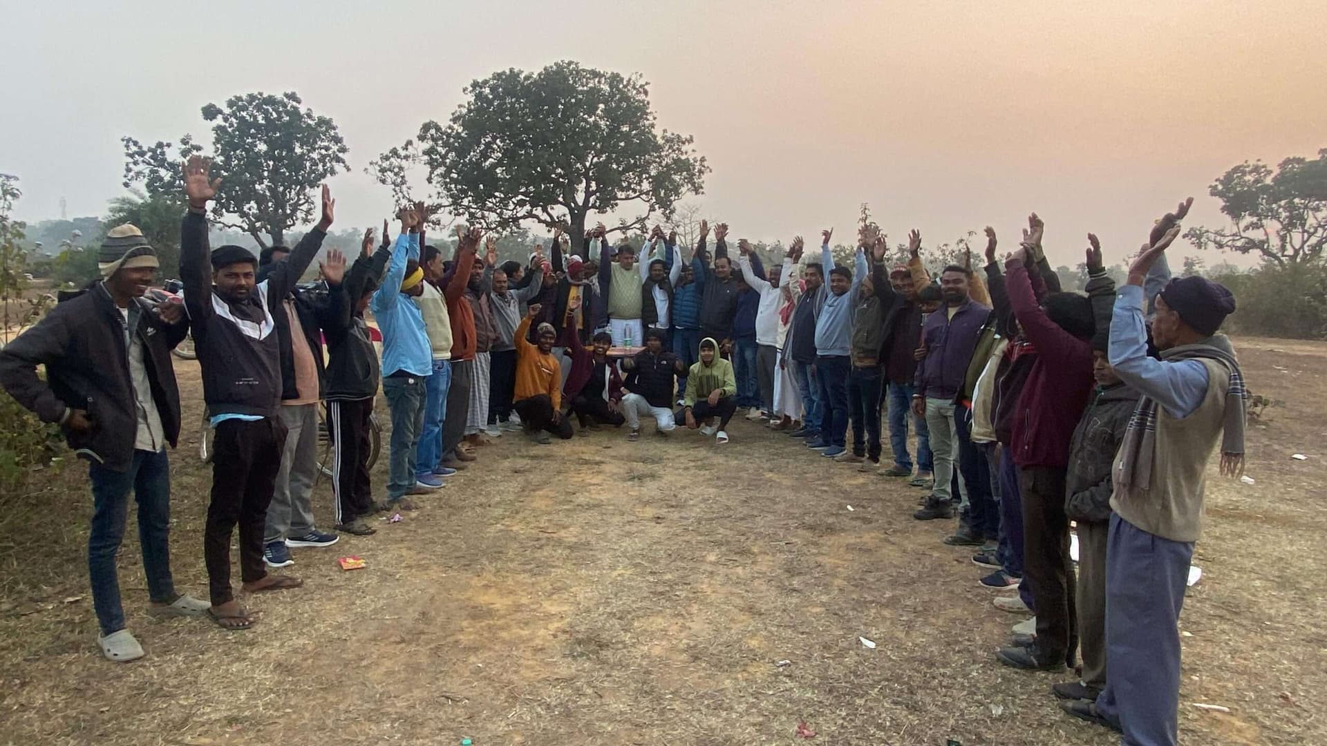 पालोजोरी : खागा व बरजोरी के दर्जनों युवाओं ने थामा भाजपा का दामन