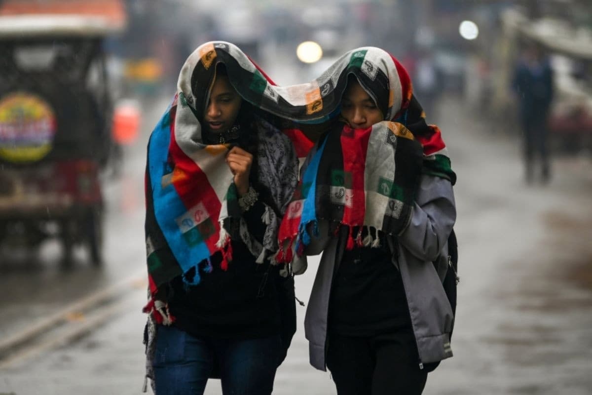 Bihar Ka Mausam: 48 घंटे बिहार पर भारी, पटना समेत 25 जिलों में तेज हवाओं के साथ बारिश का अलर्ट