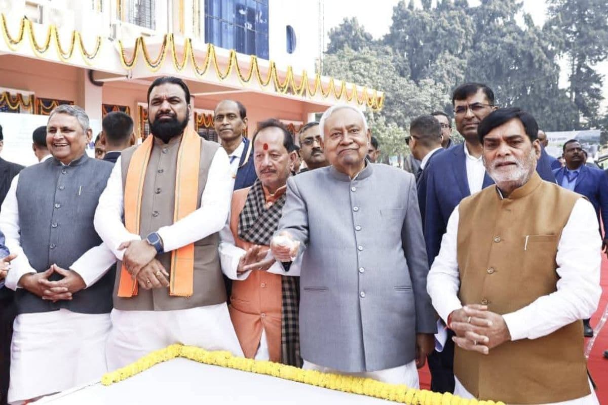 नीतीश कुमार ने 853 करोड़ की योजनाओं की दी सौगात, इसी साल शुरू होगा पताही एयरपोर्ट का निर्माण