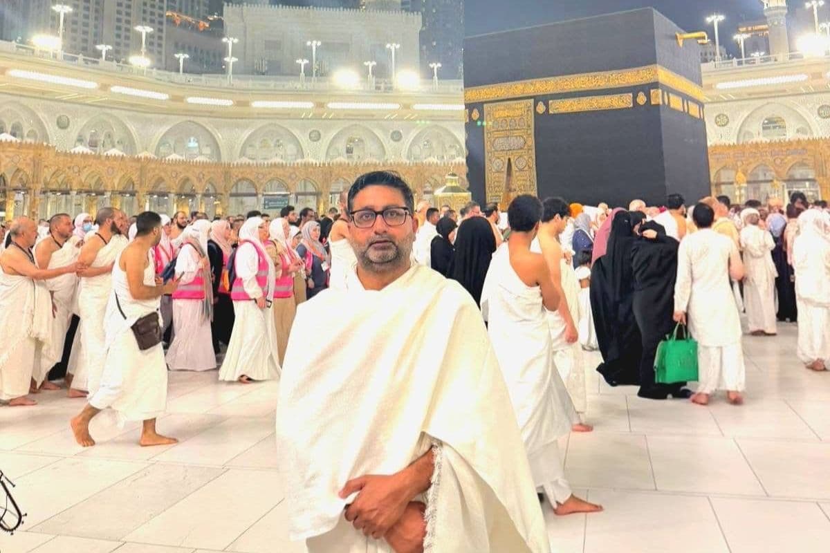 हज पर जाने वाले हर यात्री को मिलेगा स्मार्ट बैंड, खतरा लगे तो दबाओ बटन; मिलेगी सरकारी मदद