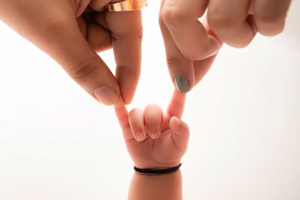Modern and Unique Baby Names 2026: अपने जिगर के टुकड़े के लिए चुनें मॉडर्न और यूनिक नामों की लेटेस्ट लिस्ट