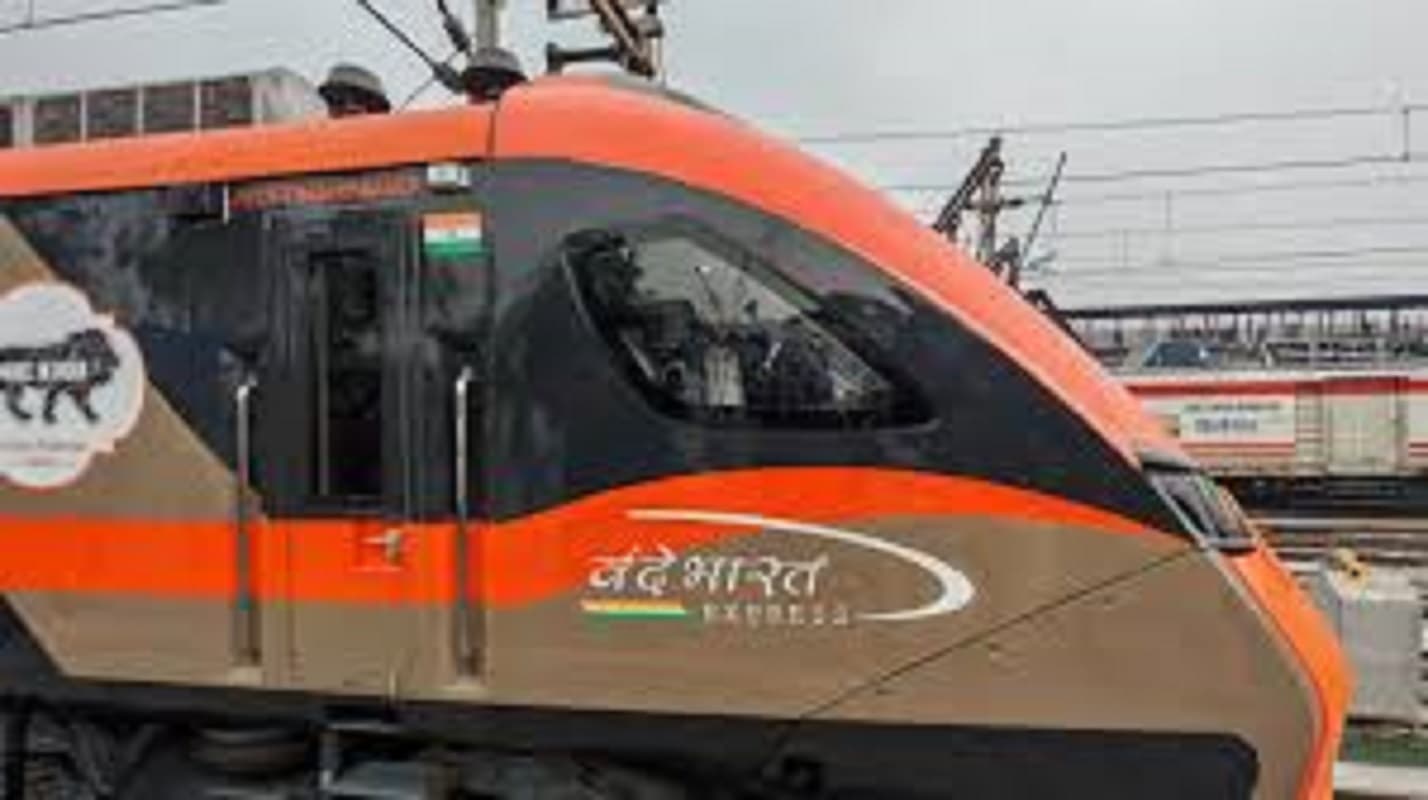 Sealdah Train: बंगाल को रेलवे का तोहफा, वंदे भारत स्लीपर के बाद सियालदह के लिए एक और ट्रेन