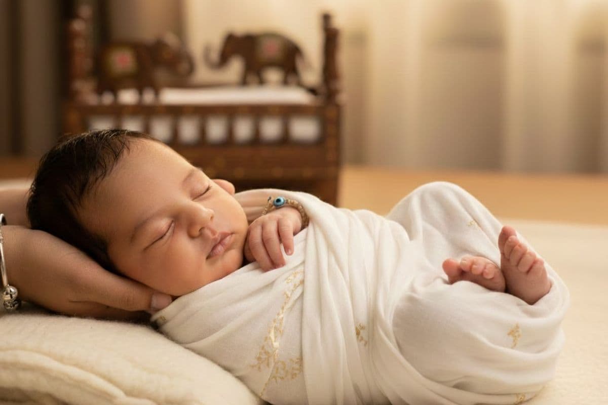 Baby Names: बेबी बॉय और गर्ल के लिए रखें ये सुंदर नाम जो हर किसी का दिल जीत ले