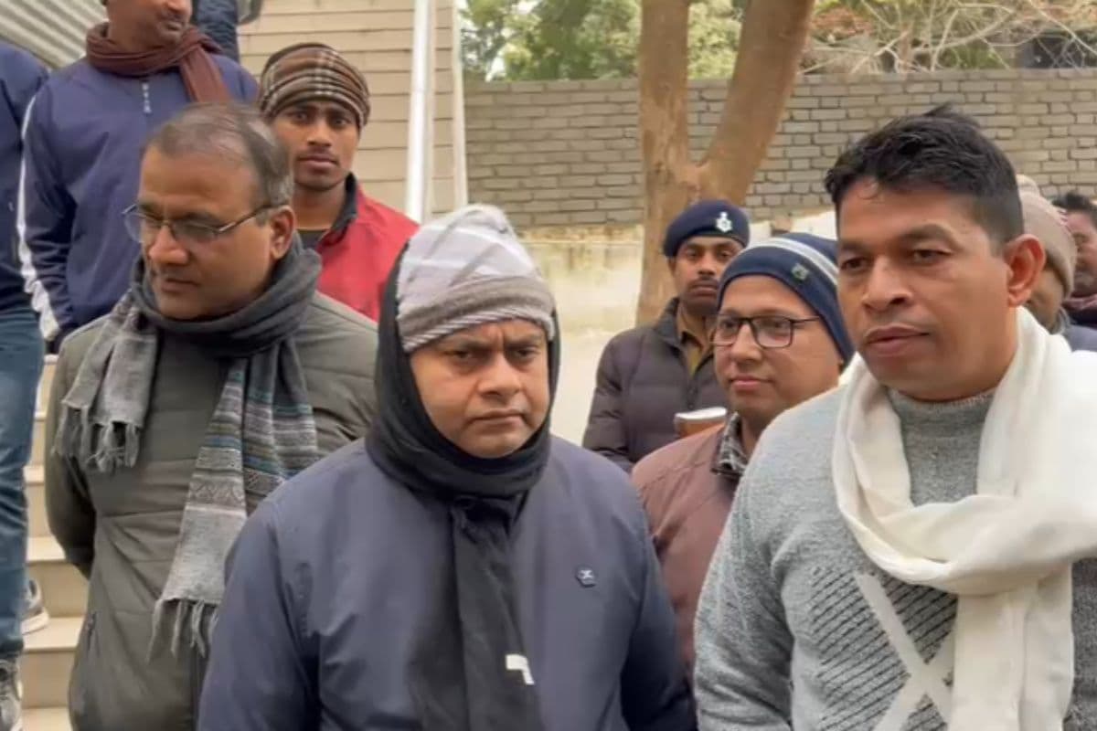 Bihar News: बिहार में घूस लेते रंगे हाथ पकड़े गए अकाउंटेंट, निगरानी की टीम ने की बड़ी कार्रवाई