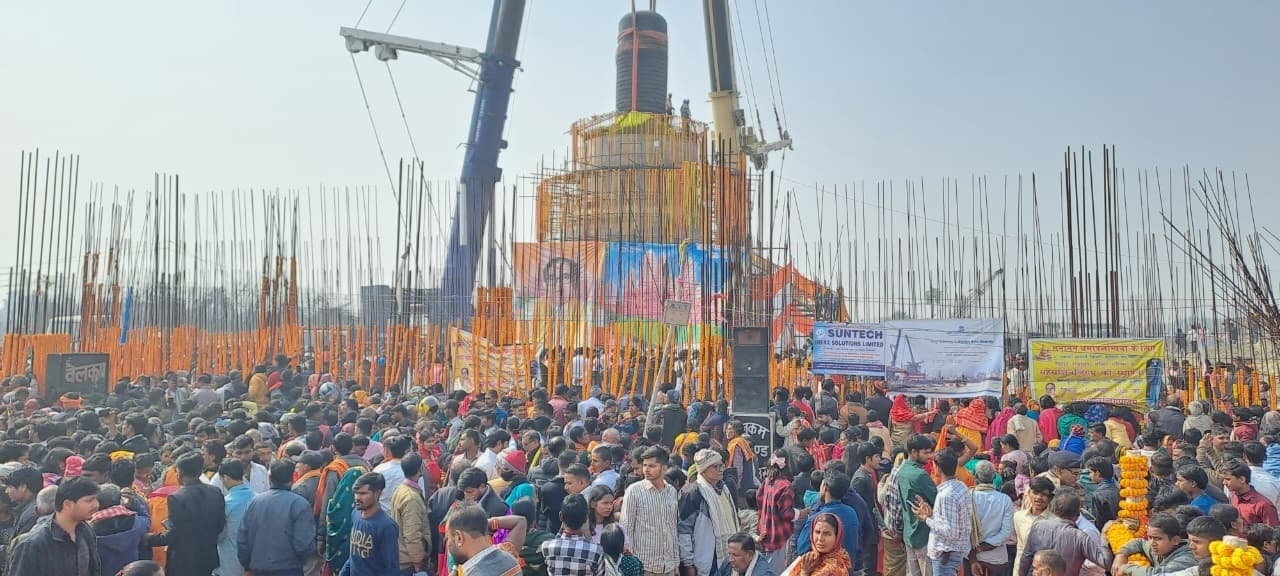 विराट रामायण मंदिर विराजमान हुआ विश्व का का सबसे बड़ा शिवलिंग