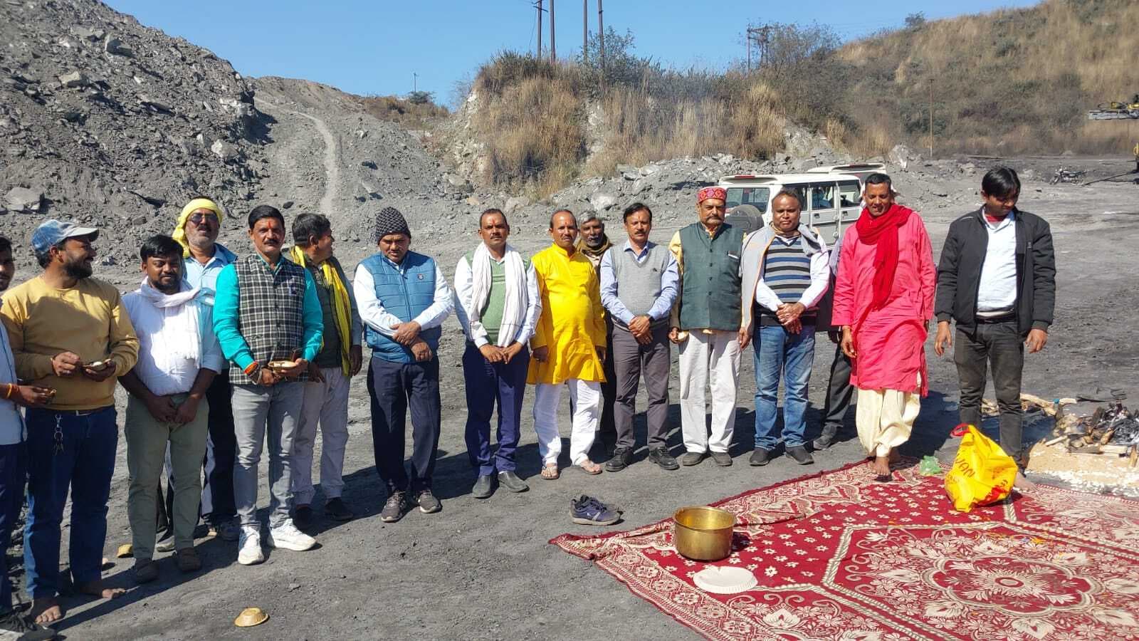 केडीएच परियोजना में श्रद्धा के साथ की गयी काली पूजा