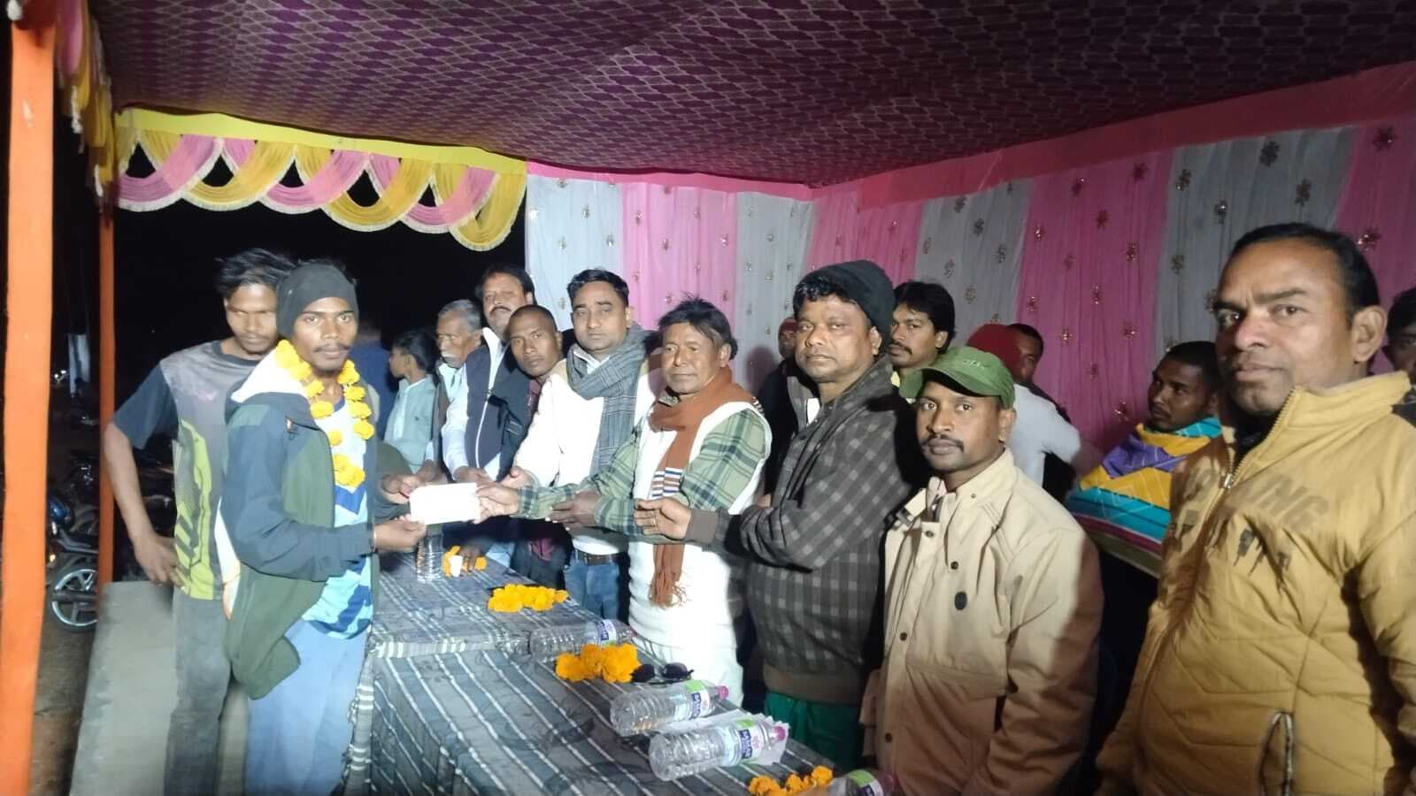 Chaibasa News : बुजुर्गों की दौड़ में मारकुश व बंगाली जीते