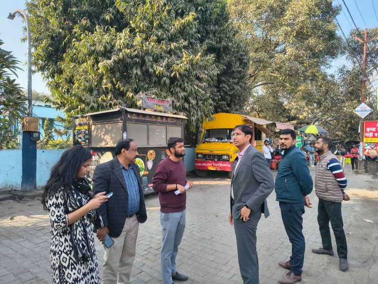 पटवाटोली में व्यवस्थाओं को किया जायेगा सुदृढ़ : नगर आयुक्त