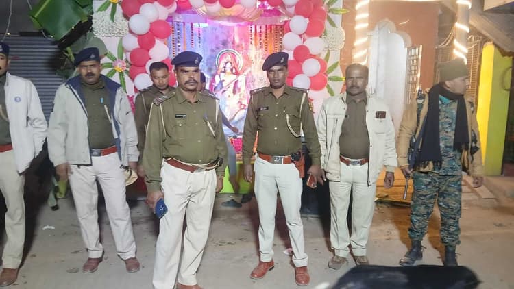 शांति से मनाएं सरस्वती पूजा, अफवाह फैलाई तो खैर नहीं