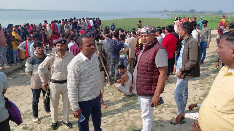 सरस्वती मूर्ति विसर्जन के दौरान गंगा में डूबने से युवक की मौत