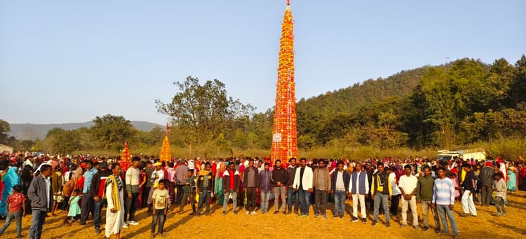 Seraikela Kharsawan News : टुसू मेले में दिखी लोक आस्था व सांस्कृतिक विरासत की झलक