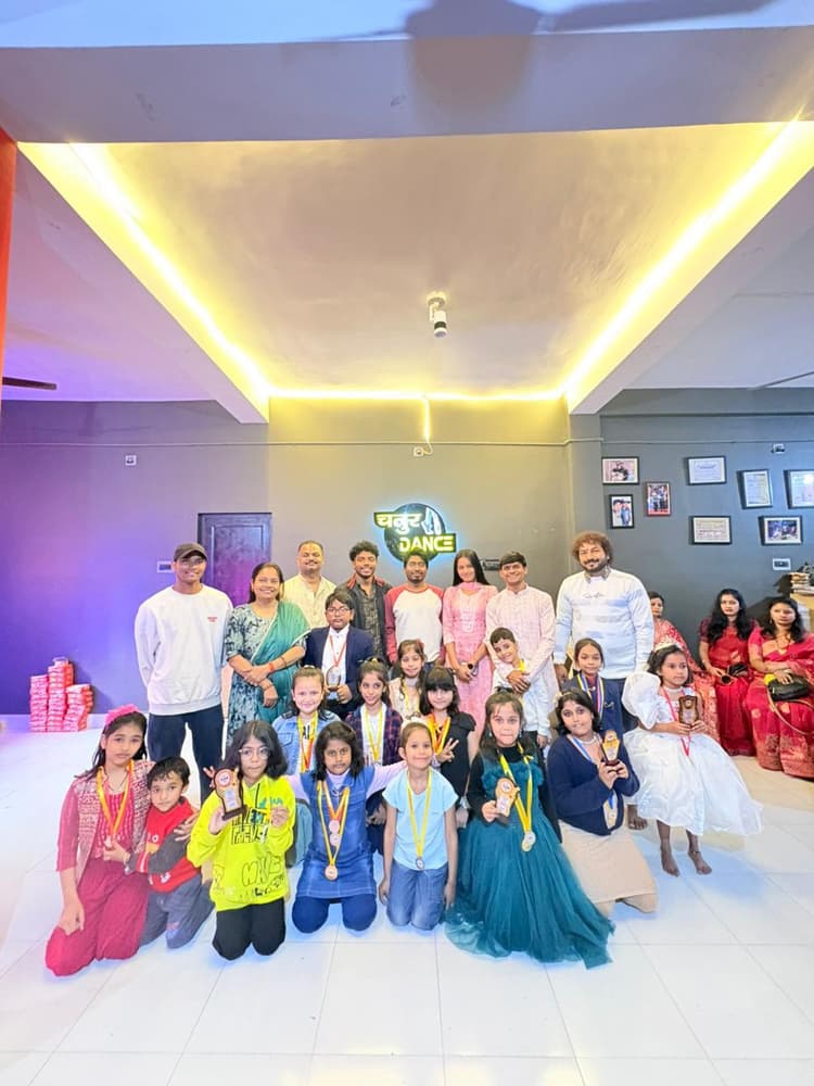 डांस प्रतियोगिता में अर्षिता व ड्राइंग में सानवी व लावन्या ने मारी बाजी