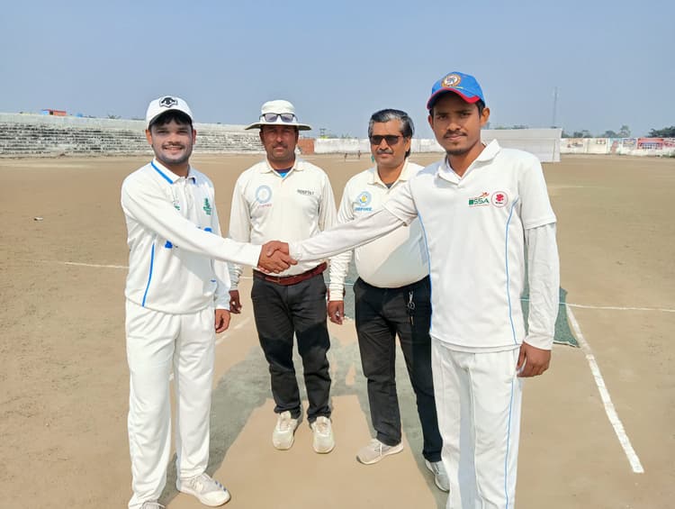 डिस्ट्रिक्ट क्रिकेट अकादमी येलो विजयी