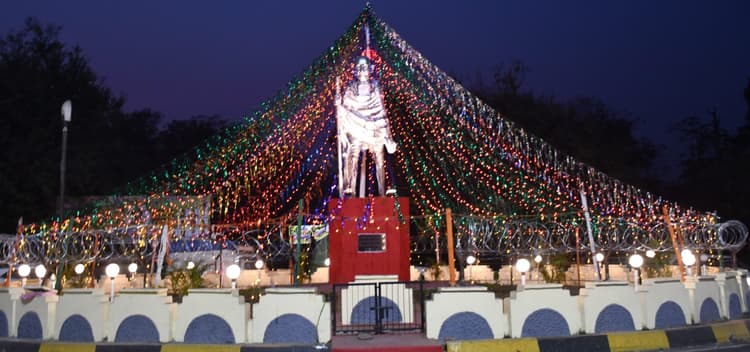 Bokaro News: आज शान से लहरायेगा बोकारो-चास के हर घर में तिरंगा