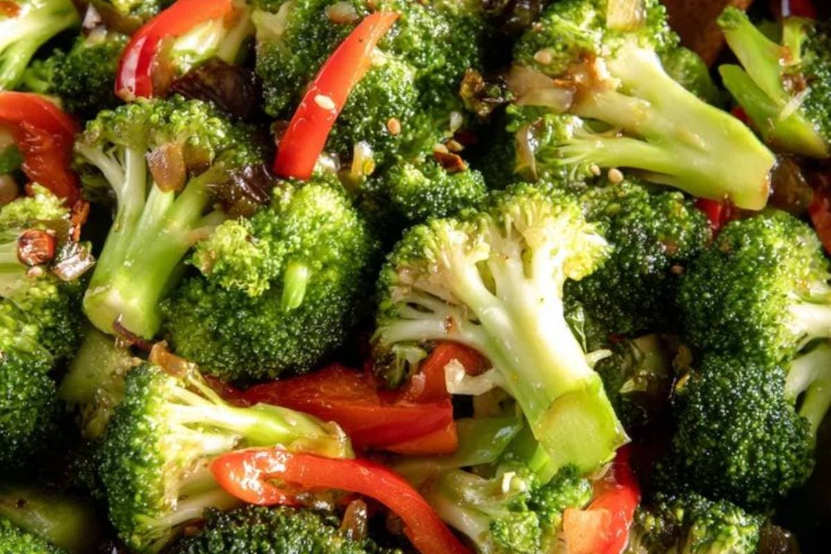 Broccoli Stir Fry Recipe: 10 मिनट में बनाएं हेल्दी और टेस्टी ब्रोकली स्टर फ्राई – Weight Loss डाइट के लिए परफेक्ट
