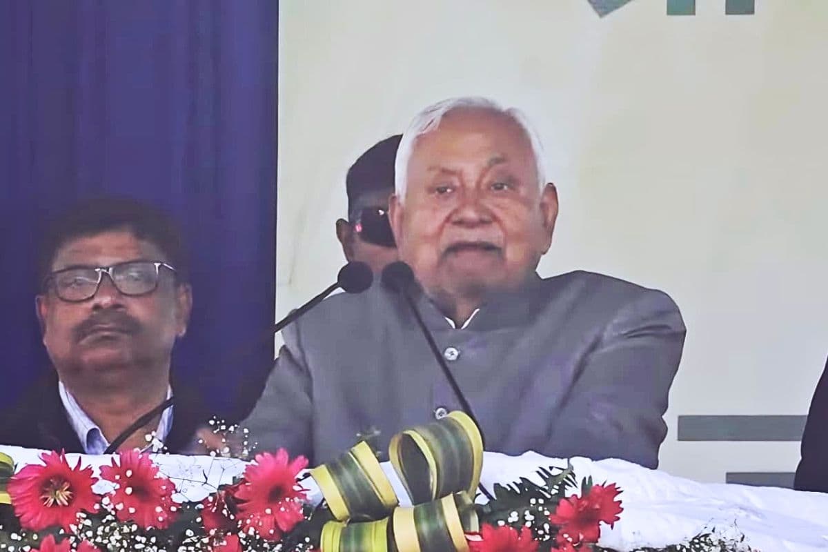 सीतामढ़ी-शिवहर पर सौगातों की बारिश, सीएम नीतीश ने 600 करोड़ से ज्यादा की योजनाओं का दिया तोहफा