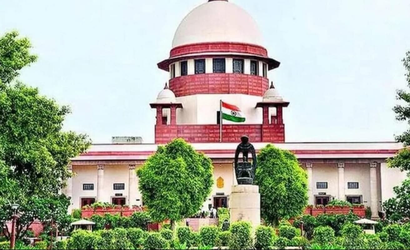 सुप्रीम कोर्ट में ईडी का बंगाल प्रशासन पर बड़ा आरोप, डीजीपी को निलंबित करने की रखी मांग