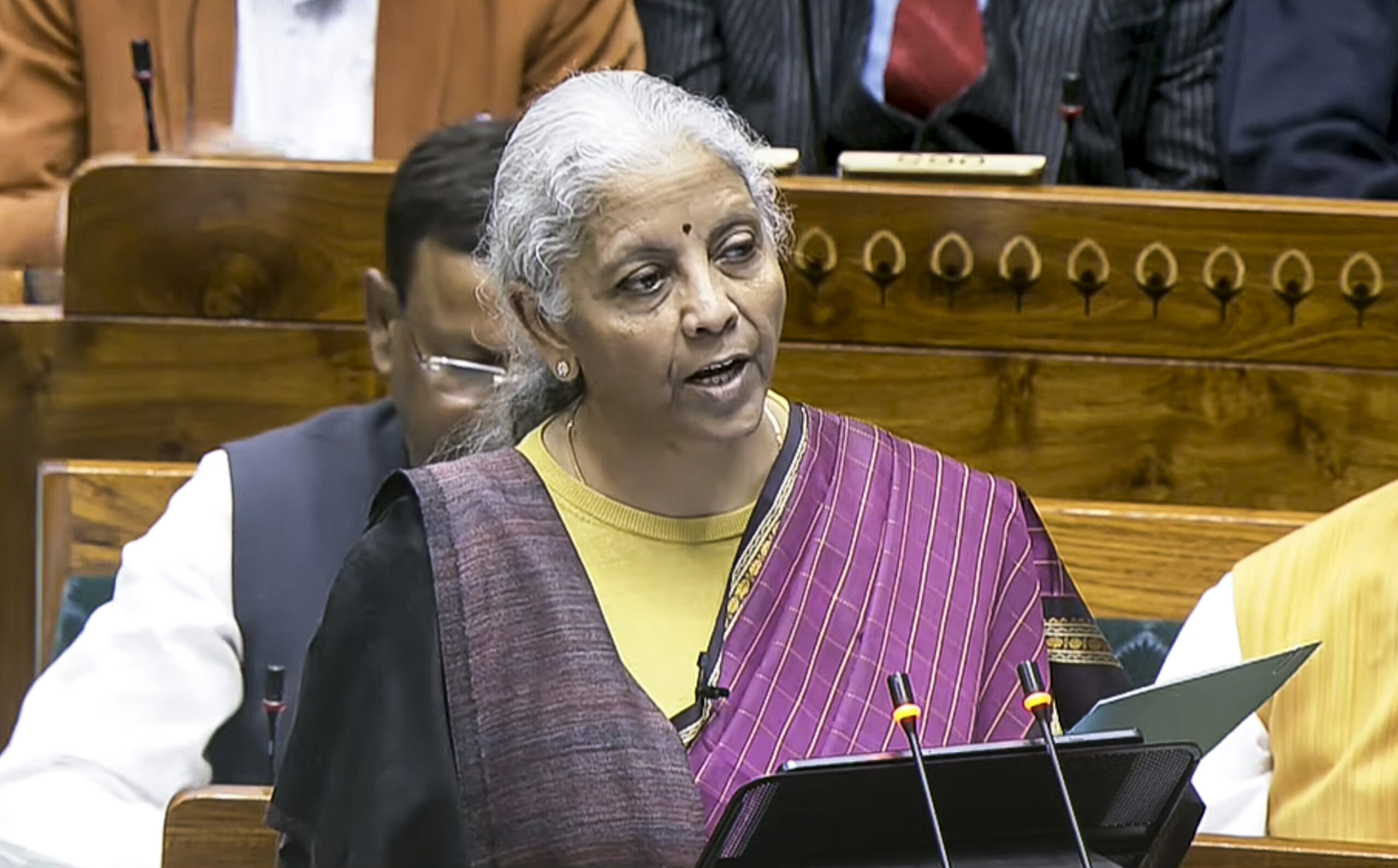 Budget 2026: बनारस-पटना में शिप रिपेयर इकोसिस्टम, डेडिकेटेड ट्रेड-7 हाई स्पीड रेल कॉरिडोर; 10 बड़ी बातें Budget