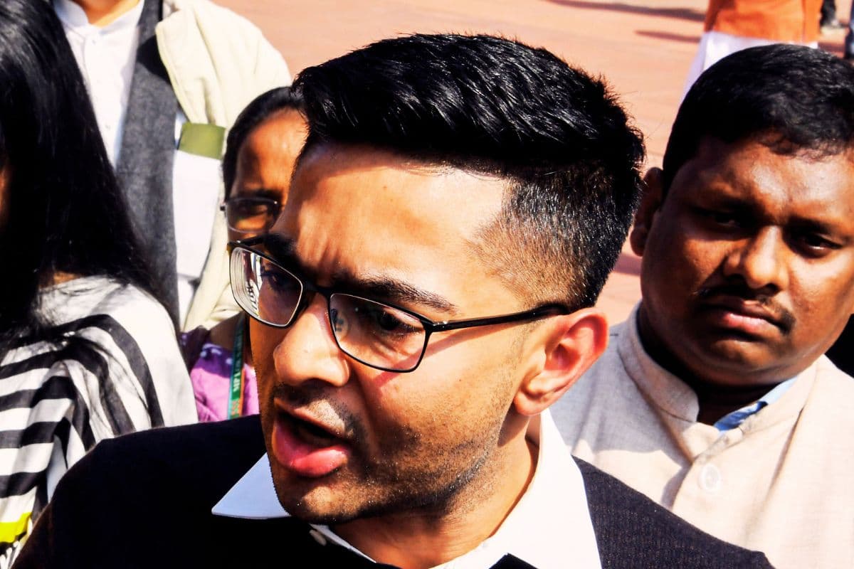 बंगाल में 3 बार हारी बीजेपी, अब चौथी हार की बारी, लोकसभा में बोले अभिषेक बनर्जी