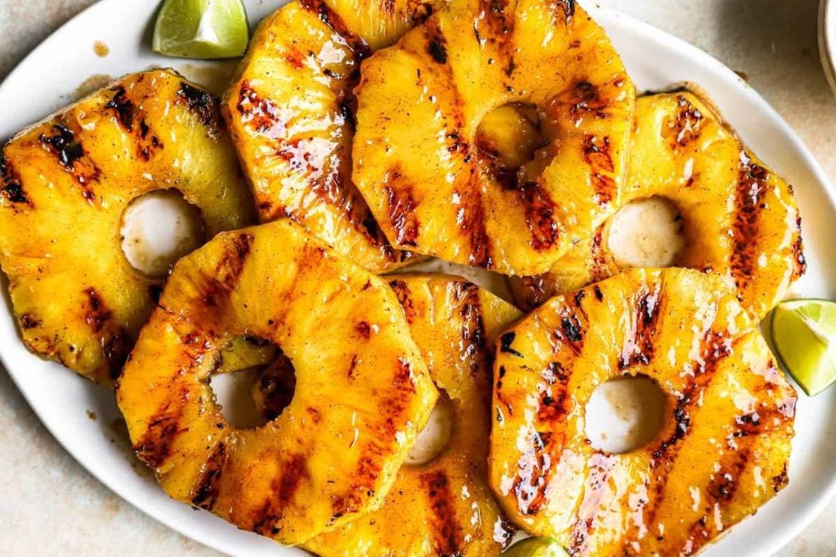 Grilled Pineapple Recipe: वेज स्टार्टर में हर बार पनीर क्यों? इस बार ट्राय करें तंदूरी पाइनएप्पल, मेहमान भी पूछेंगे रेसिपी