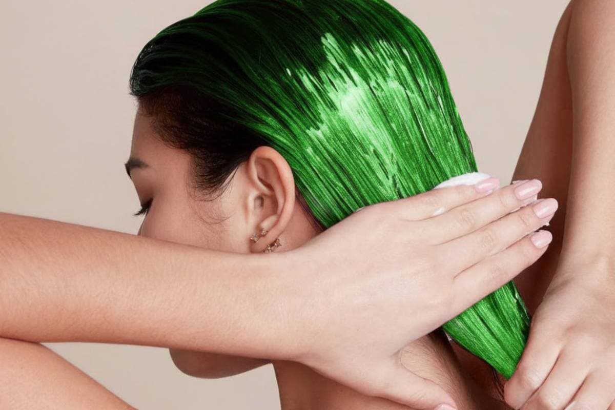 How to Use Moringa for Hair: बालों में मोरिंगा कैसे इस्तेमाल करें?