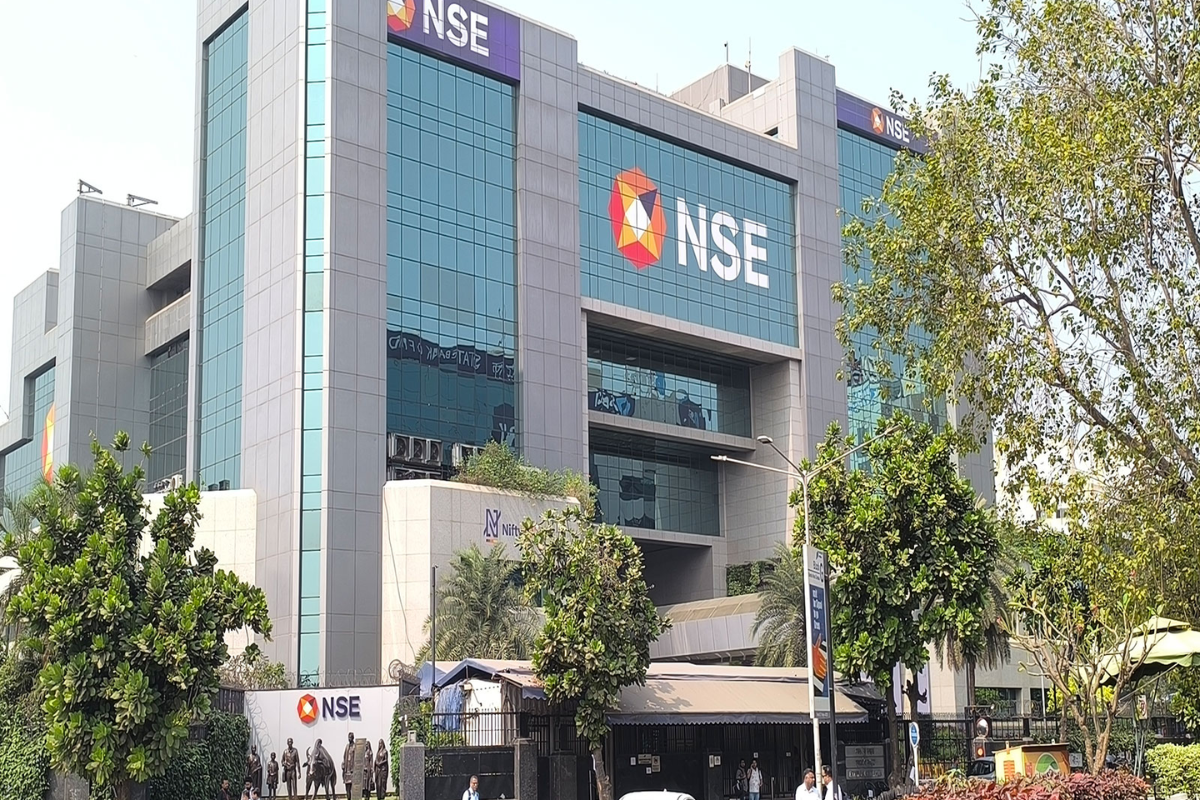 IT सेक्टर में भारी उछाल, निफ्टी 25,873 के पार