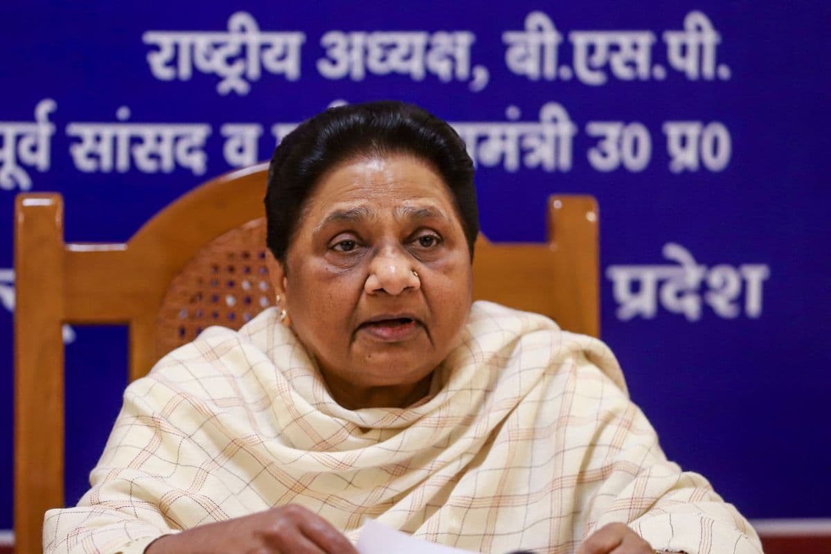 मायावती ने गठबंधन की खबरों से किया इनकार, कहा- अपने दम पर विधानसभा चुनाव लड़ेगी बसपा