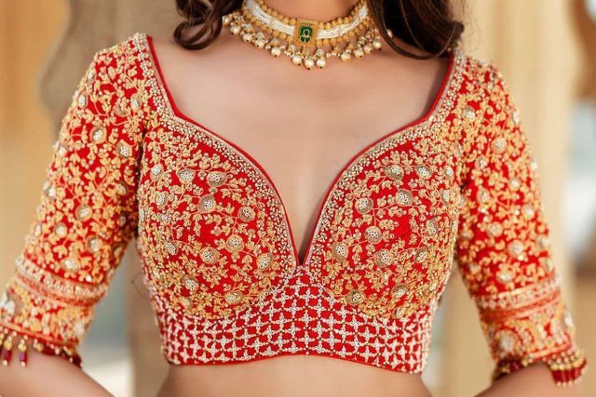 Sweetheart Neckline Bridal Blouse Design