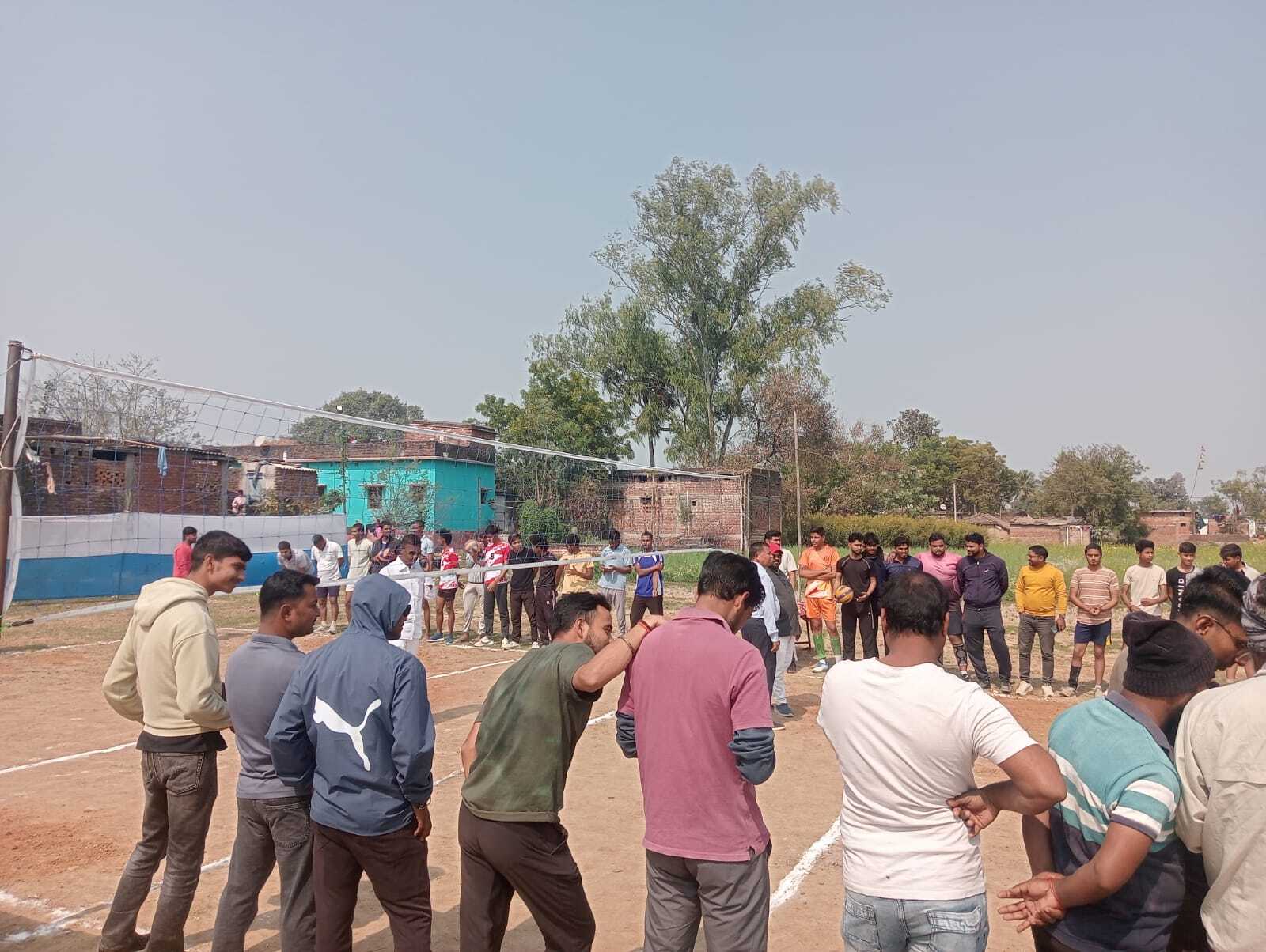 महादेव सिमरिया में जिला स्तरीय वाॅलीबॉल टूर्नामेंट का रोमांचक आगाज