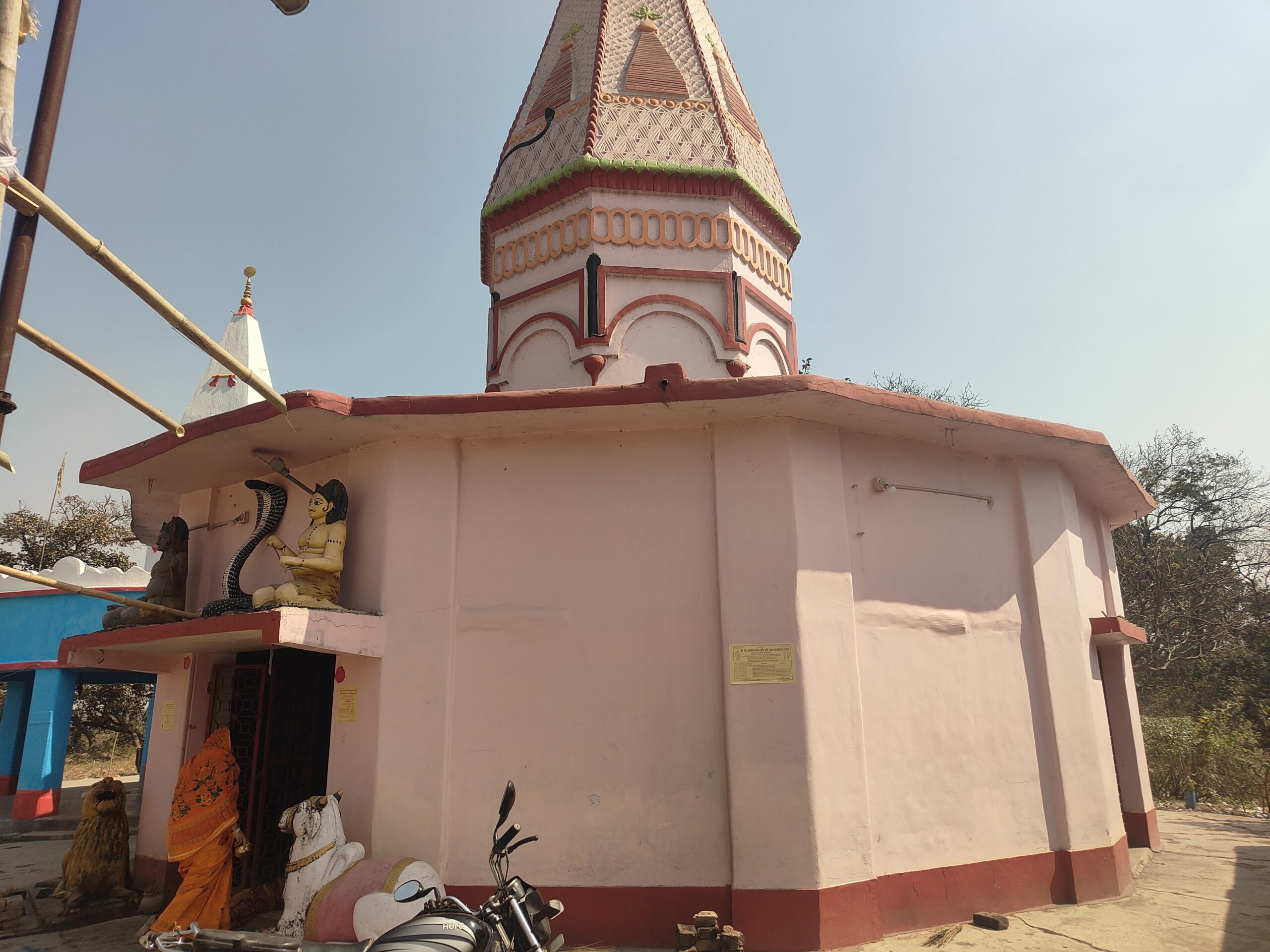 Bokaro News: कहीं 400 तो कहीं 250 वर्षों से हो रही पूजा-अर्चना