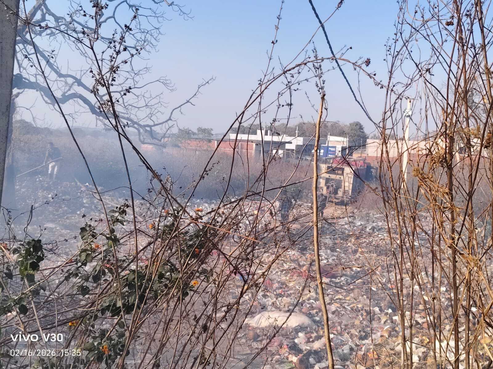 Giridh news :घोड़थंभा ओपी परिसर में लगी आग, मची अफरा-तफरी