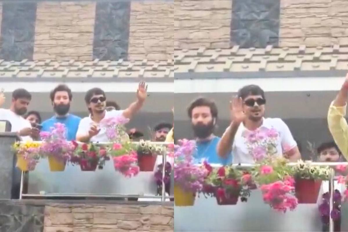 पटना में शाहरुख खान बने ईशान किशन, घर के बाहर लगी फैंस की भीड़