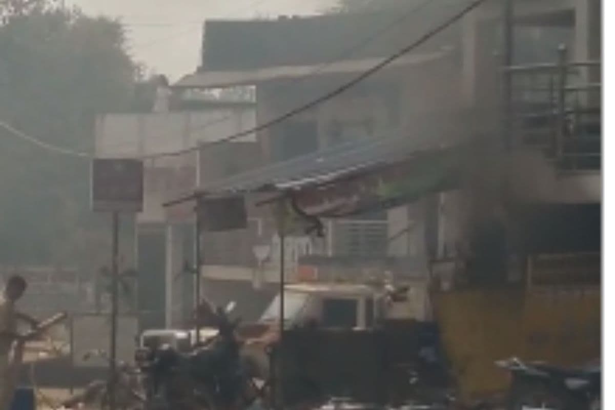 पलामू सिलेंडर ब्लास्ट केस: एजेंसी का लाइसेंस रद्द, पुलिस अधिकारियों और जवानों पर भी चला चाबुक