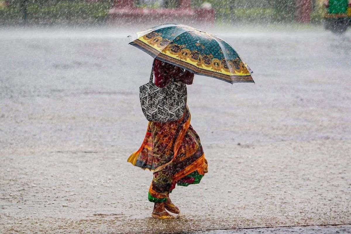 बिहार में अगले 48 घंटे में बदलेगा मौसम, तेज बारिश के साथ आंधी-तूफान की चेतावनी