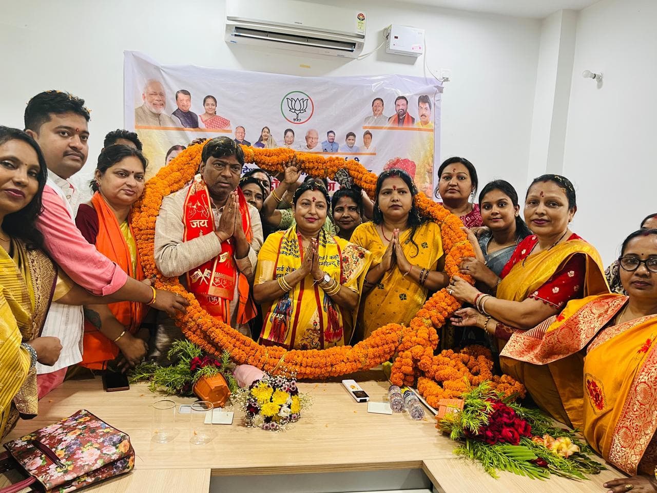 संगठन को और अधिक सशक्त एवं सक्रिय बनाने को लेकर विस्तृत एवं सार्थक चर्चा संगठन को और अधिक सशक्त एवं सक्रिय बनाने को लेकर विस्तृत एवं सार्थक चर्चा
