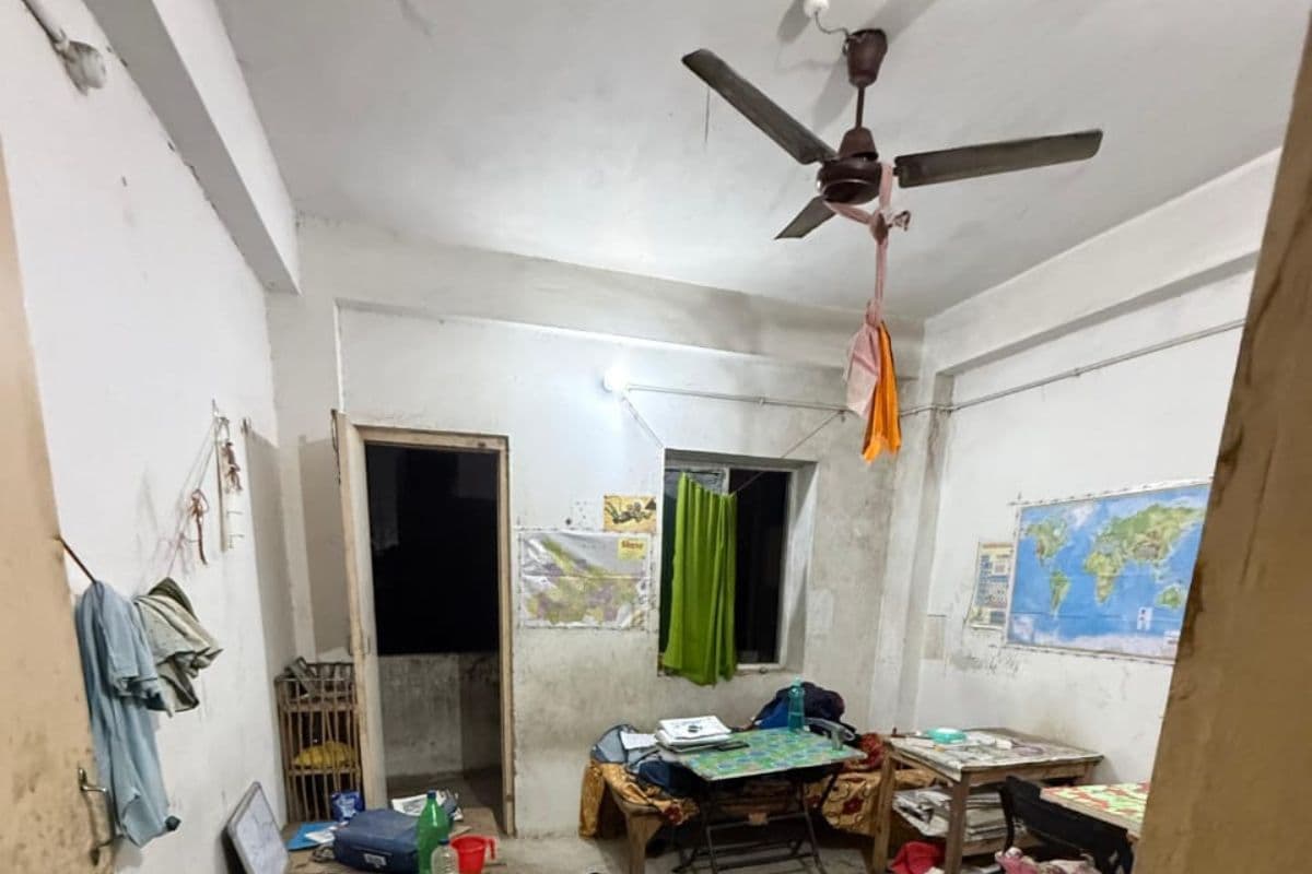 पटना के एक हॉस्टल से मिली छात्र की डेड बॉडी, पंखे पर लटका मिला फंदा