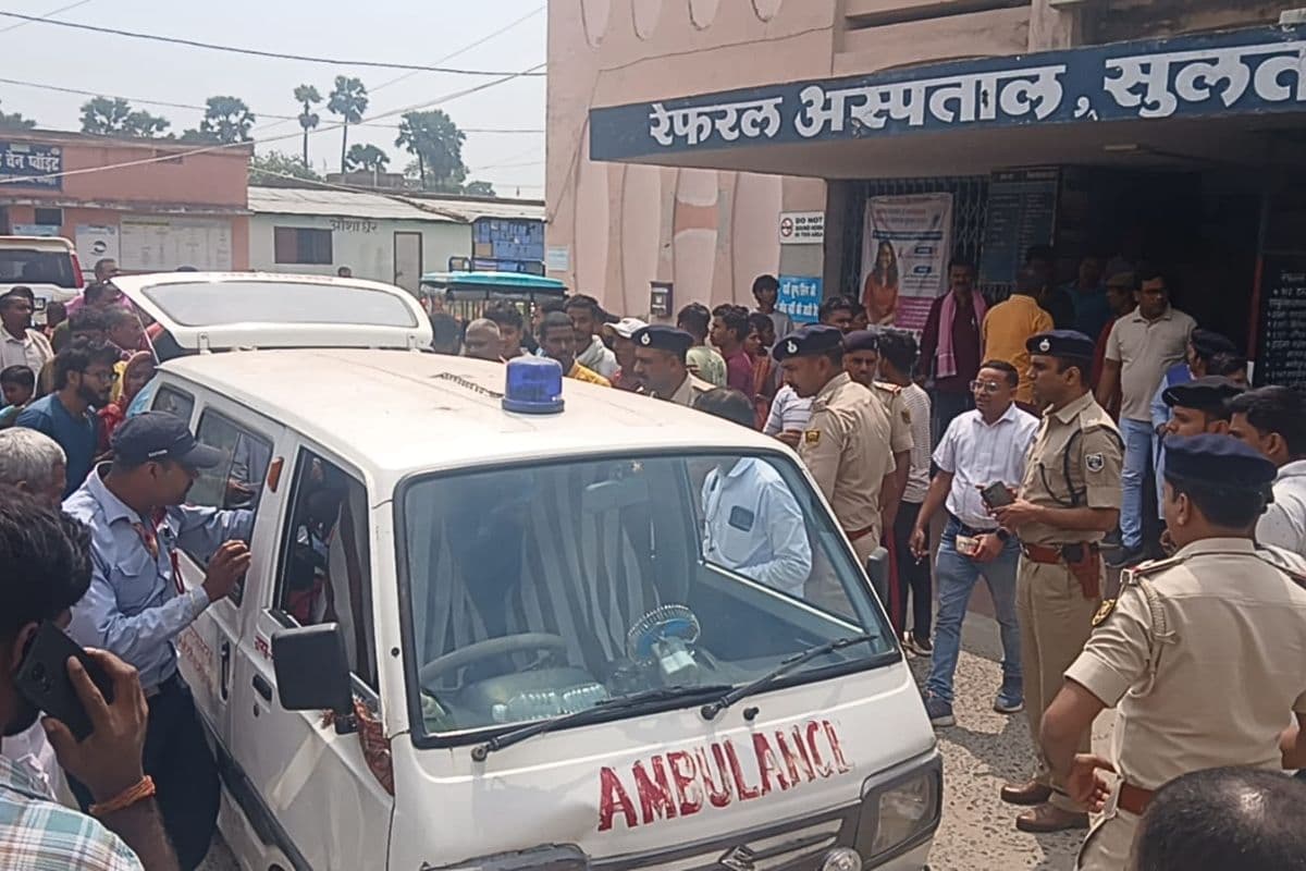 भागलपुर में स्कूल जा रहे तीन बच्चों को तेज रफ्तार कार ने उड़ाया, एक छात्रा की मौत, दो की स्थिति गंभीर