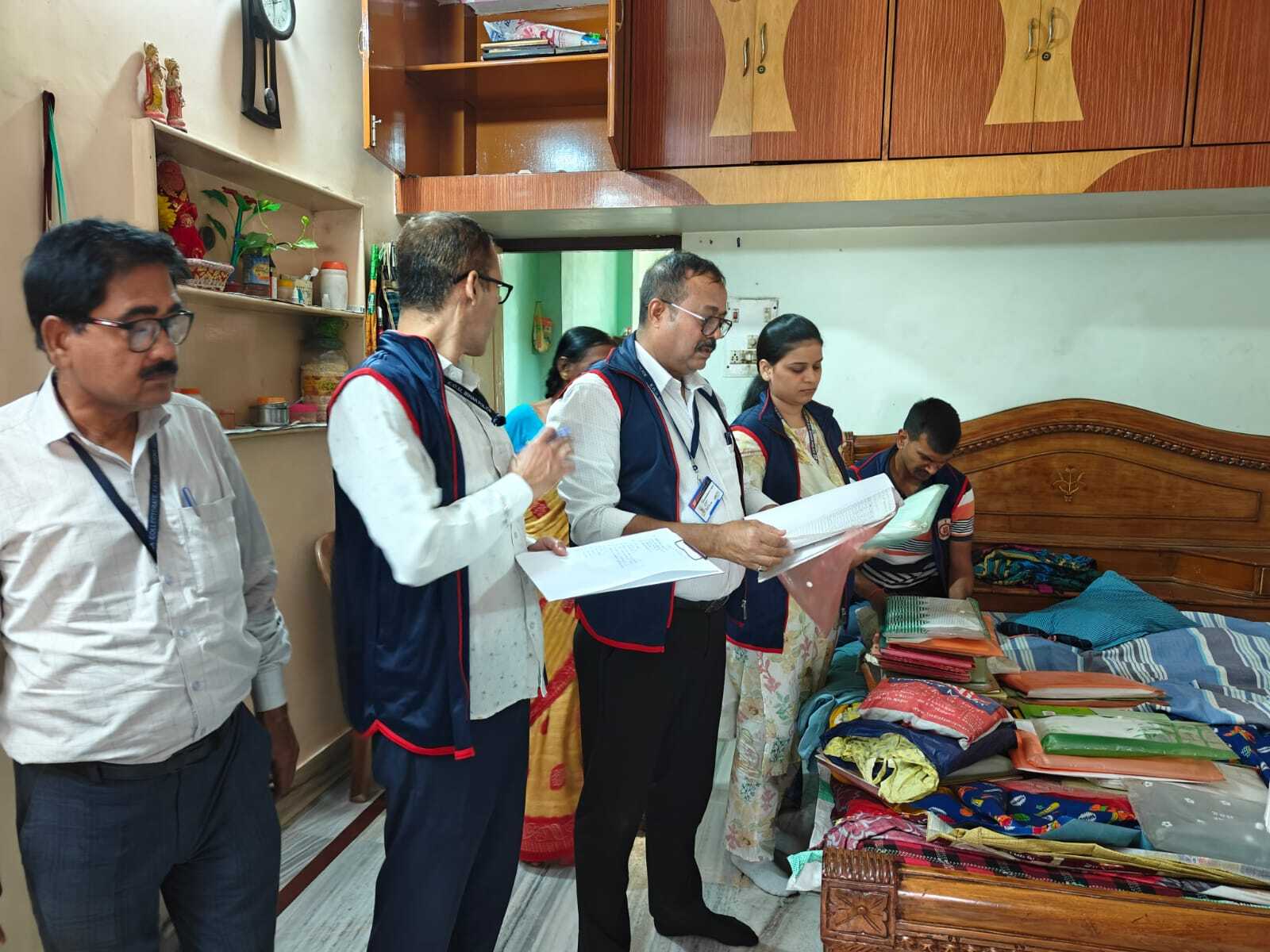 Jamui, आय से अधिक संपत्ति मामले में झाझा कार्यपालक अभियंता के ठिकानों पर EOU की छापेमारी