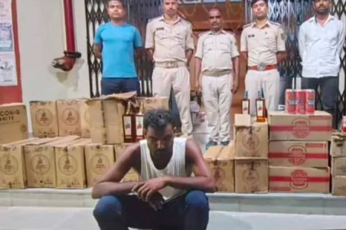 नवादा में उत्पाद विभाग की बड़ी कार्रवाई; गैस टैंकर से 262 लीटर विदेशी शराब बरामद, चालक गिरफ्तार